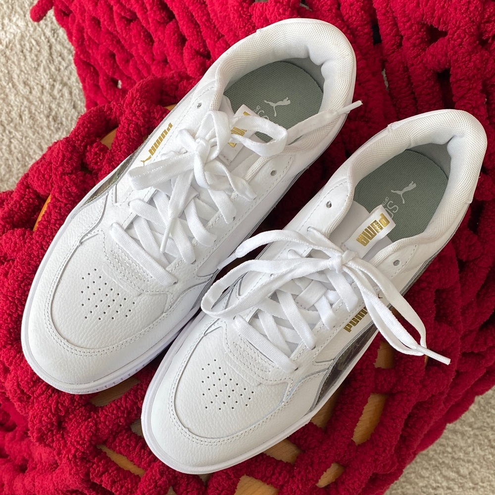 Puma Women's White and Camouflage Sneakers - Picture 3 of 8